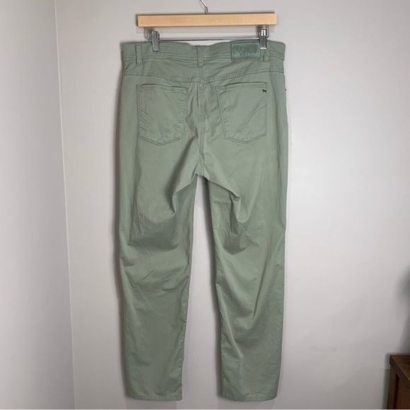 Brax Matcha Green Cooper Fancy Chino Pants UltraLight Regular Fit - Picture 8 of 11
